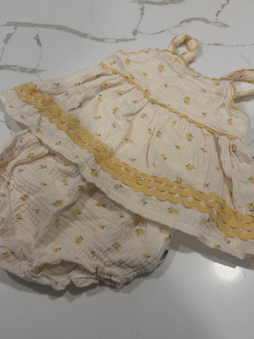 Baby Girls Yellow-Trim Pink Dress & Bloomer Set